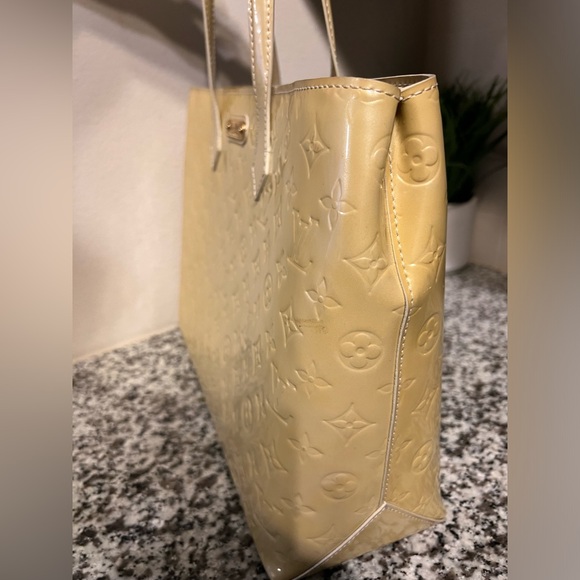 Louis Vuitton Vernis Wilshire MM - Picture 4 of 11